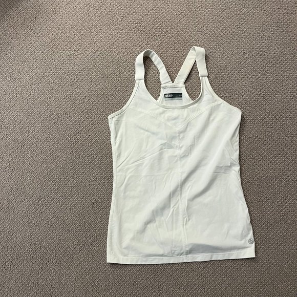 BOGO Lija Tennis/ Pickleball Tank - Picture 4 of 9